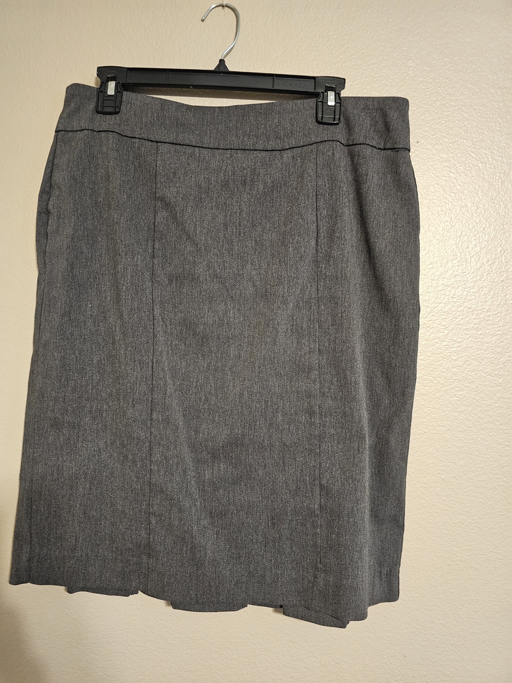 Sag Harbor Gray Pencil Skirt - Sleek Office Staple